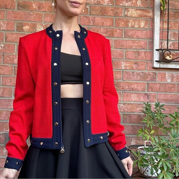 St. John Red Navy Zip Sweater Jacket Sz 2 Santana Knit Studded Preppy Office - Picture 1 of 13